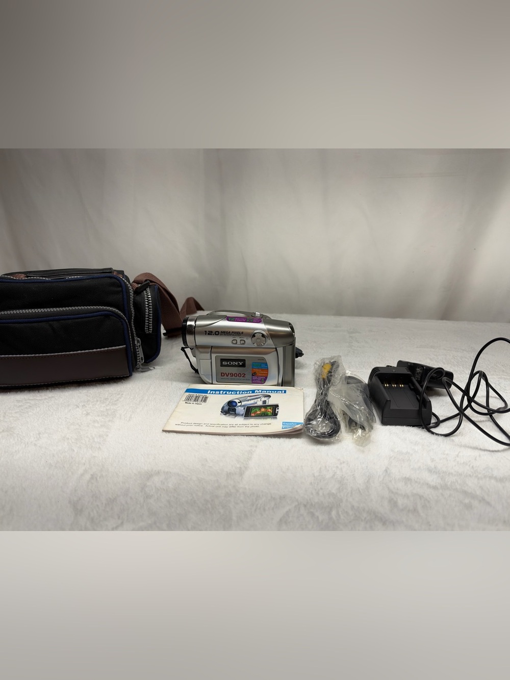 Sony Dv-9002 Digital Video Camera Bundle Fully Tested